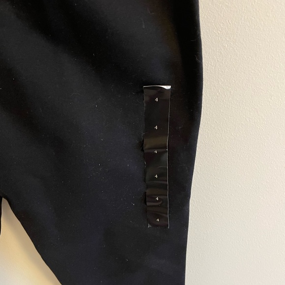 Size 4 New Banana Republic Black Skinny Leg Slacks - Picture 7 of 14